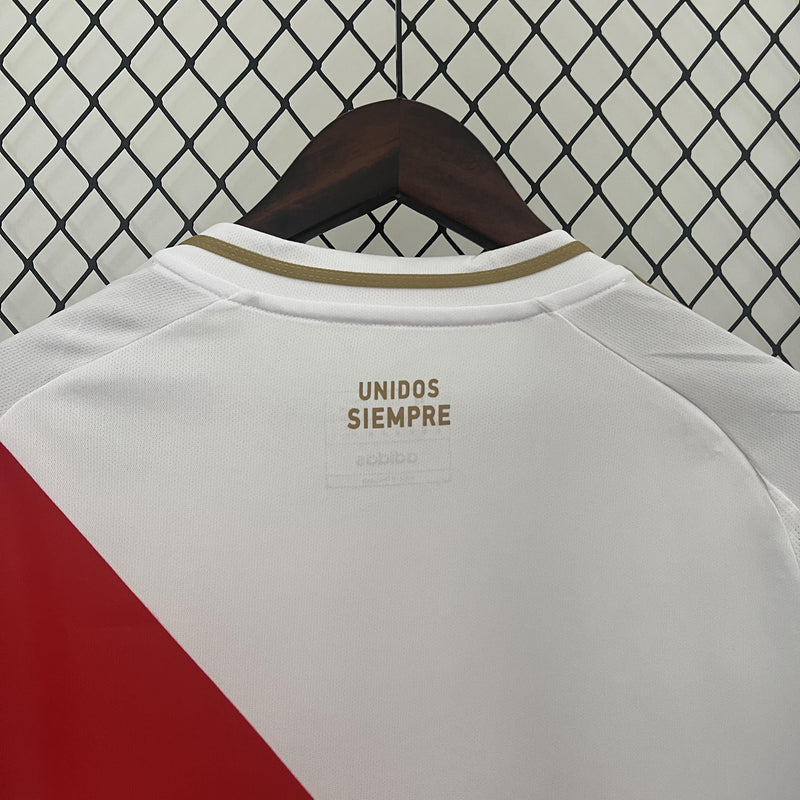 Peru 24-25 Home