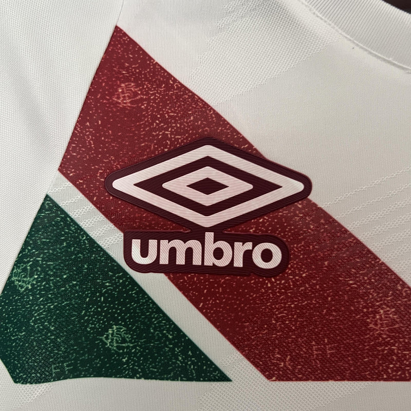 Fluminense 24-25 away